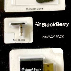 NWOT - Phone & laptop Privacy Pack
